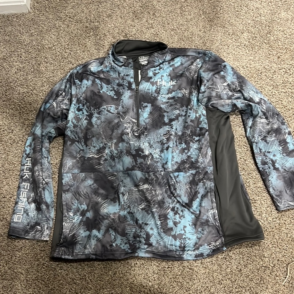 Huk Fishing 1/4 zip up jacket